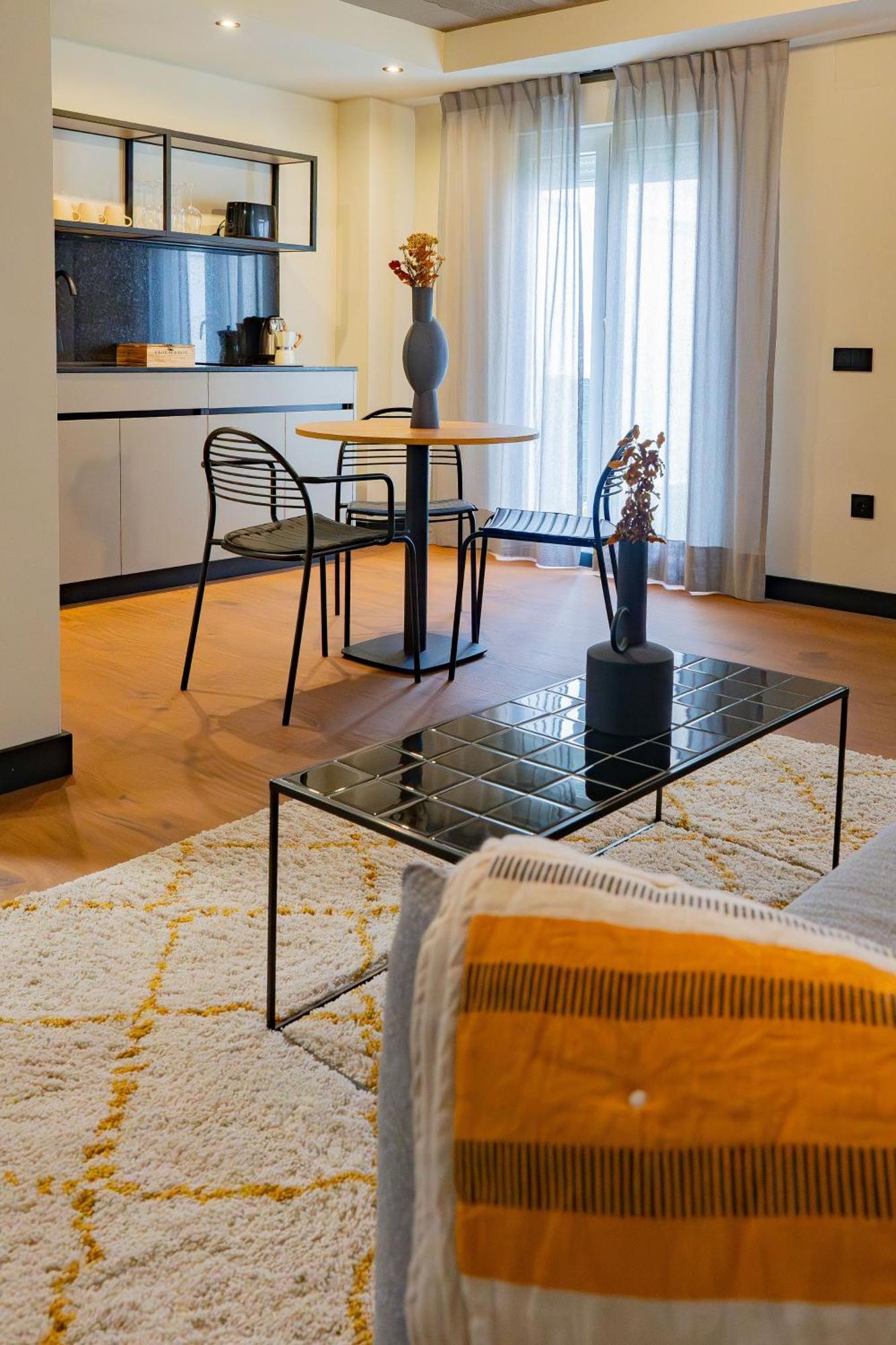 Bubu Apartments By Charming Stay Málaga Eksteriør bilde